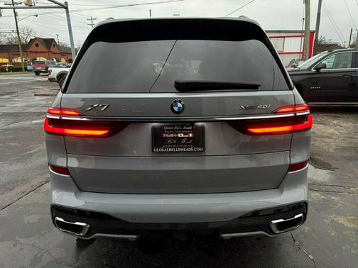 2023 BMW X7 xDrive40i