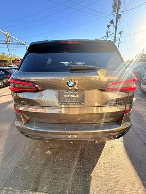2023 BMW X5 M50i