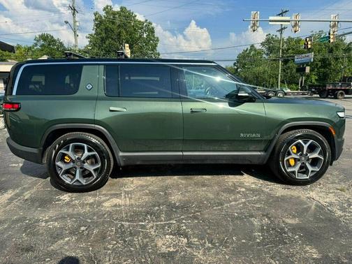 2022 Rivian R1S Launch Edition