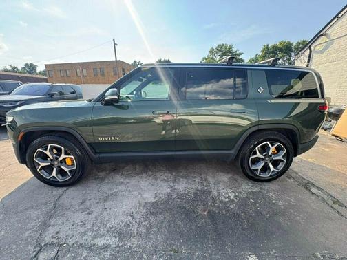 2022 Rivian R1S Launch Edition