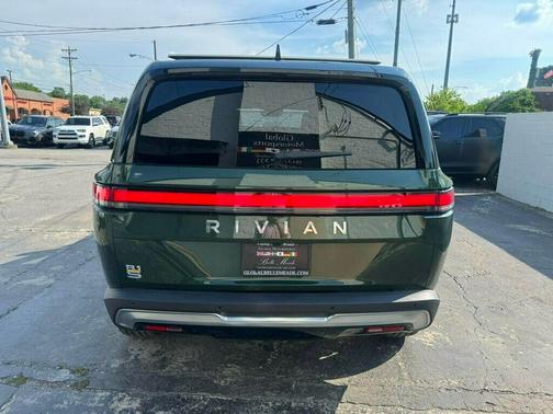 2022 Rivian R1S Launch Edition
