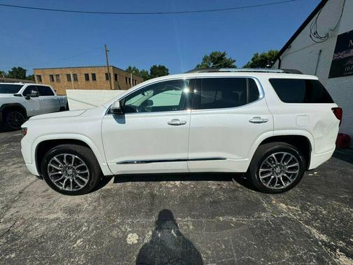 2021 GMC Acadia Denali