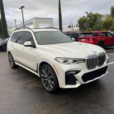 2022 BMW X7 xDrive40i