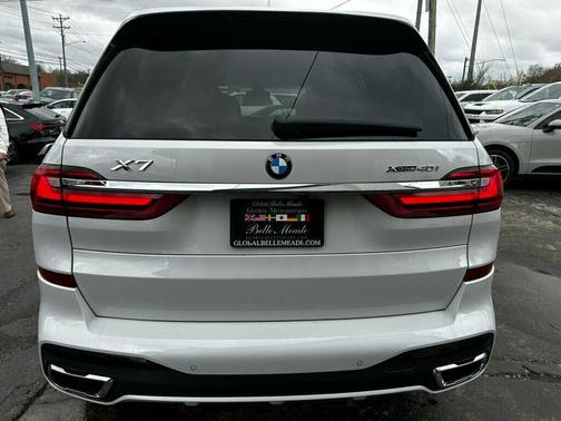 2022 BMW X7 xDrive40i