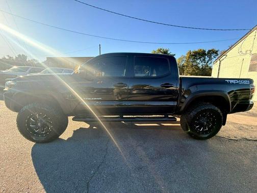 2022 Toyota Tacoma TRD Off Road