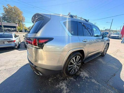 2023 Lexus LX 600 Luxury