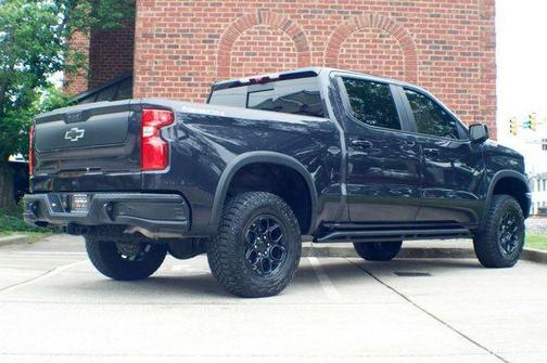 Dark Ash Metallic 2024 Chevrolet Silverado 1500 ZR2