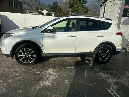 2017 Toyota RAV4 Hybrid Limited