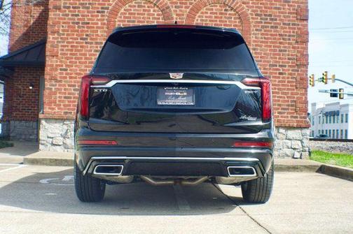 2025 Cadillac XT6 Luxury FWD