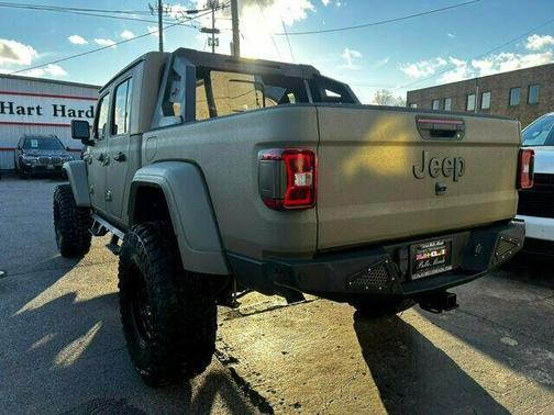 2020 Jeep Gladiator Sport