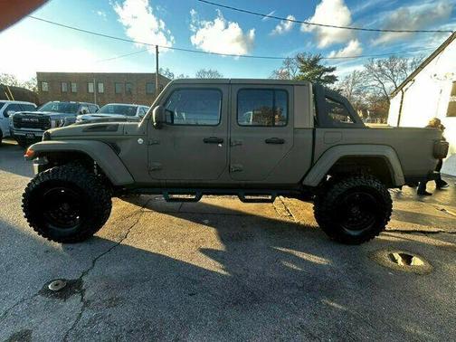 2020 Jeep Gladiator Sport
