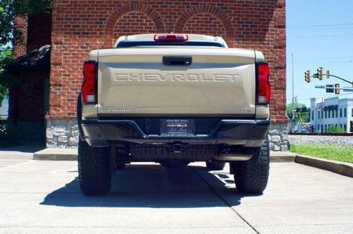 Sand Dune Metallic 2023 Chevrolet Colorado ZR2