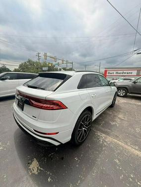 2023 Audi Q8 55 Premium Plus