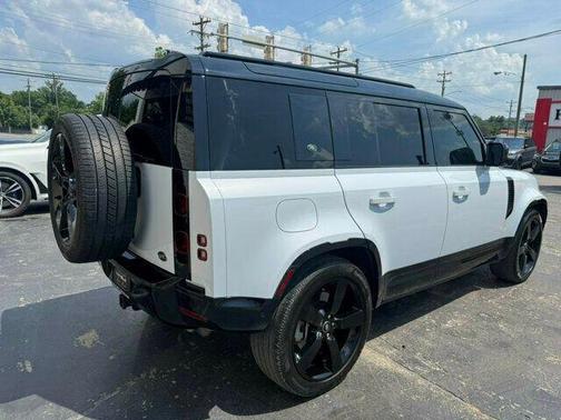 2022 Land Rover Defender 110 X-Dynamic HSE