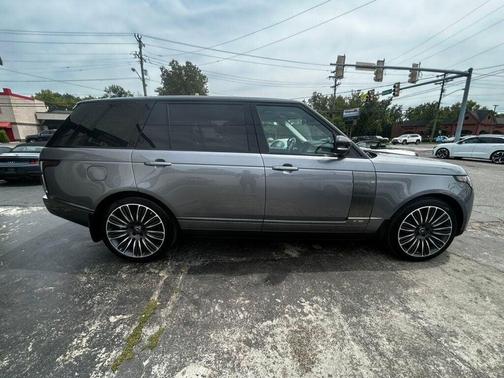 2020 Land Rover Range Rover P525 HSE LWB