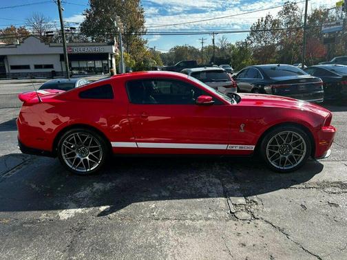 2011 Ford Shelby GT500 Base