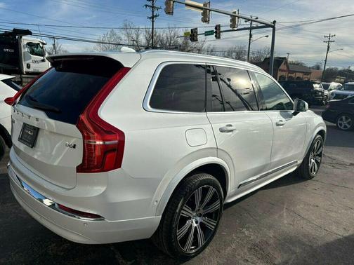 2024 Volvo XC90 B6 Ultimate Bright Theme 7-Seater