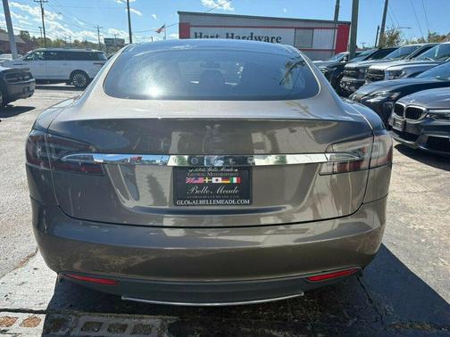 2015 Tesla Model S 85