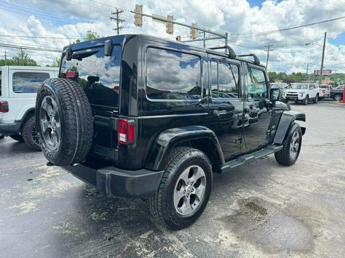 2017 Jeep Wrangler Unlimited Sahara