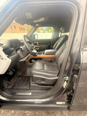 2022 Land Rover Defender 110 X-Dynamic HSE