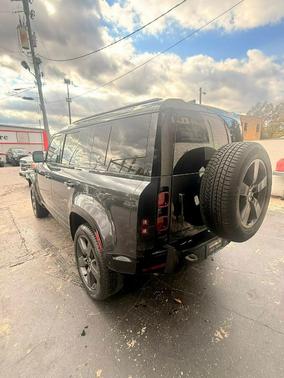 2022 Land Rover Defender 110 X-Dynamic HSE