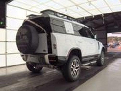 2023 Land Rover Defender 110 X-Dynamic SE