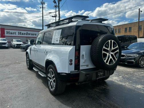 2023 Land Rover Defender 110 X-Dynamic SE