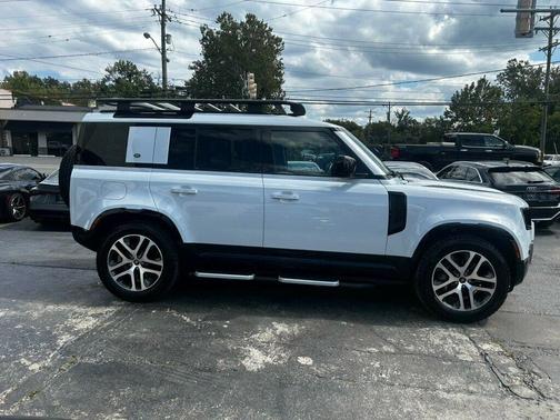 2023 Land Rover Defender 110 X-Dynamic SE