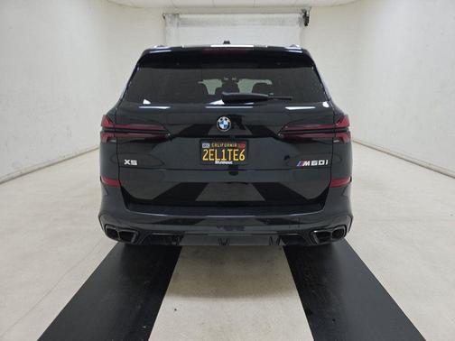2024 BMW X5 M60i