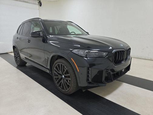 2024 BMW X5 M60i