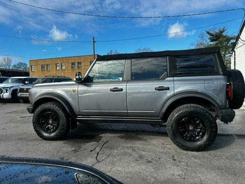 2022 Ford Bronco Badlands