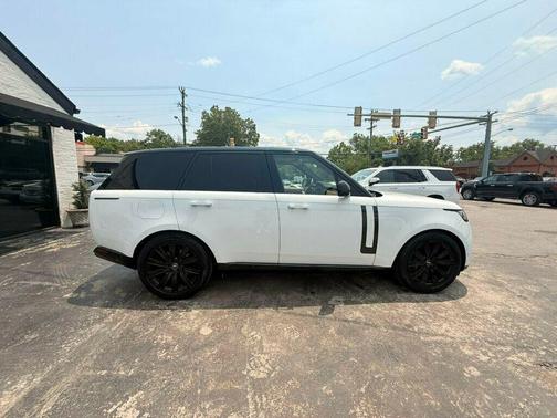 2023 Land Rover Range Rover P400 SE