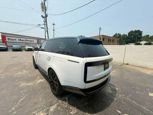 2023 Land Rover Range Rover P400 SE