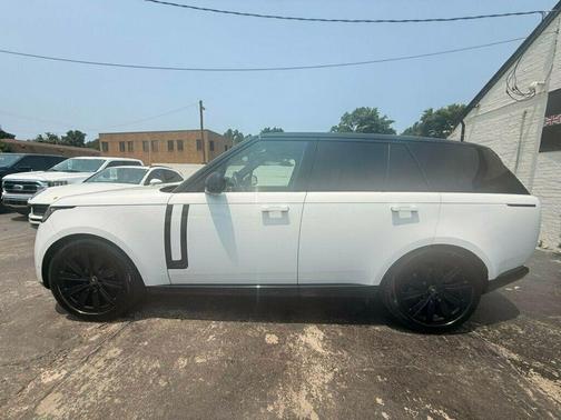 2023 Land Rover Range Rover P400 SE
