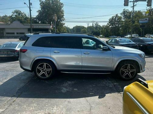 2022 Mercedes-Benz GLS 450 4MATIC