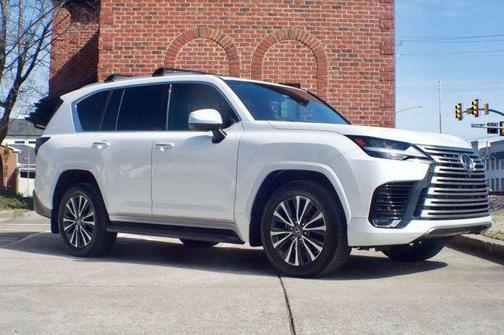 2023 Lexus LX 600 Premium