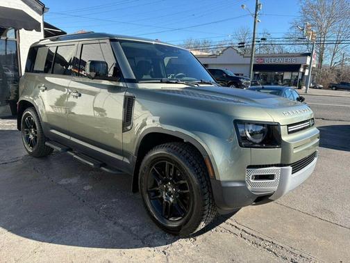 2024 Land Rover Defender P300