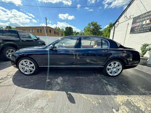 2013 Bentley Continental Flying Spur MSRP 203195/MULLINERDRIVINGSPECIFICATIONPKG/REARVI