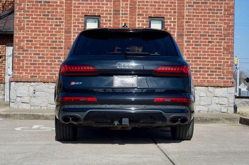 2024 Audi SQ7 4.0T Premium Plus