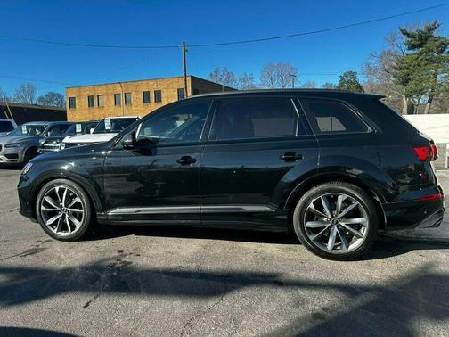2024 Audi SQ7 4.0T Premium Plus