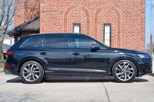 2024 Audi SQ7 4.0T Premium Plus