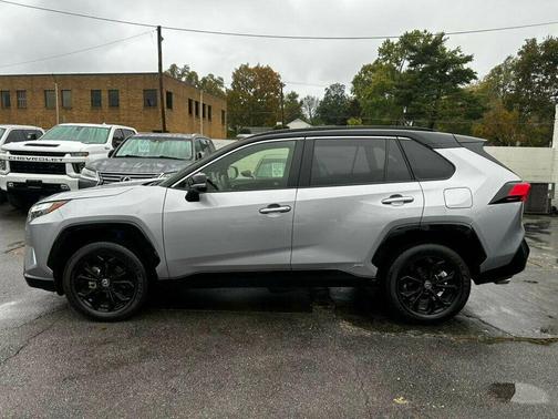 2025 Toyota RAV4 Hybrid XSE