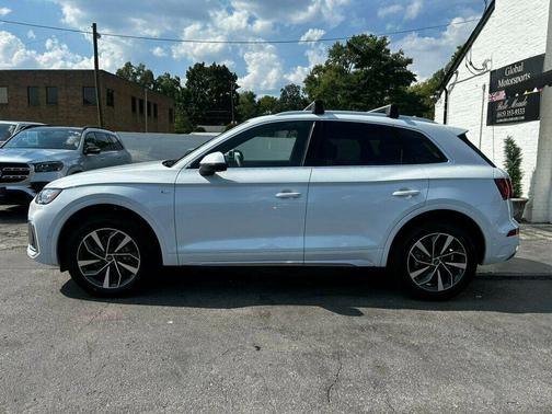 2024 Audi Q5 45 S line quattro Premium