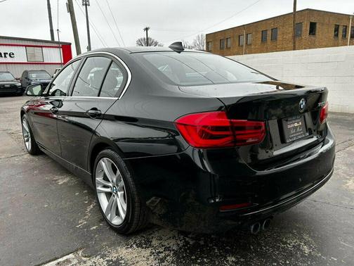 2017 BMW 330 i