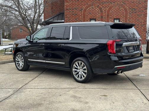 2023 GMC Yukon XL Denali