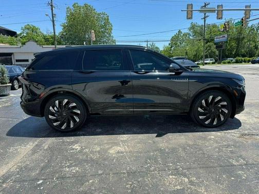 2024 Lincoln Nautilus Reserve