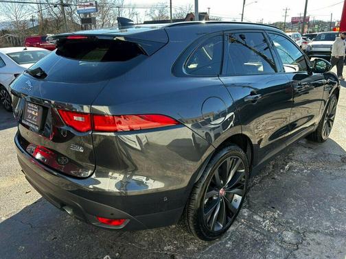 2020 Jaguar F-PACE 25t Prestige