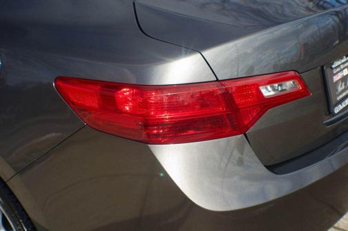 2014 Acura ILX 2.0L w/Premium Package