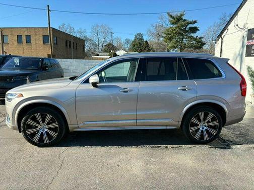 2023 Volvo XC90 B6 Ultimate 7-Seater