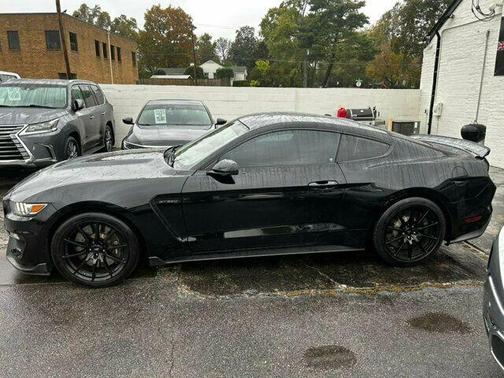 2018 Ford Shelby GT350 Base
